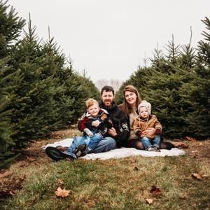 Meet your Posher, Elysha